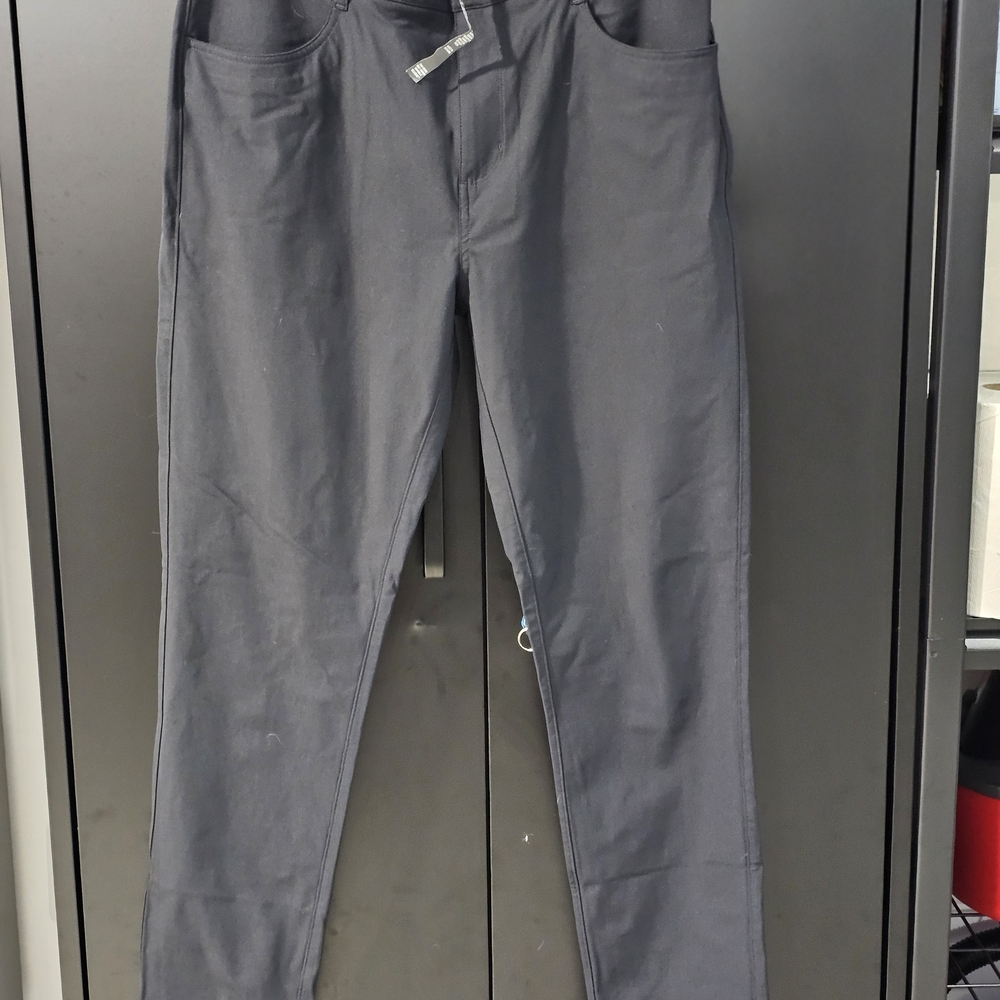 Vuori Men's Gray Pants